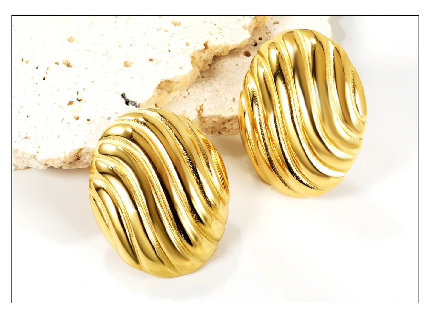 Large Geometric Stud Earrings – 18K Gold-Plated Stainless Steel Round Piercing Earrings for Women