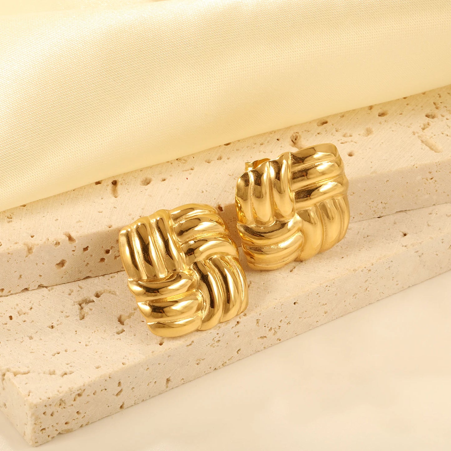 Large Geometric Stud Earrings – 18K Gold-Plated Stainless Steel Round Piercing Earrings for Women