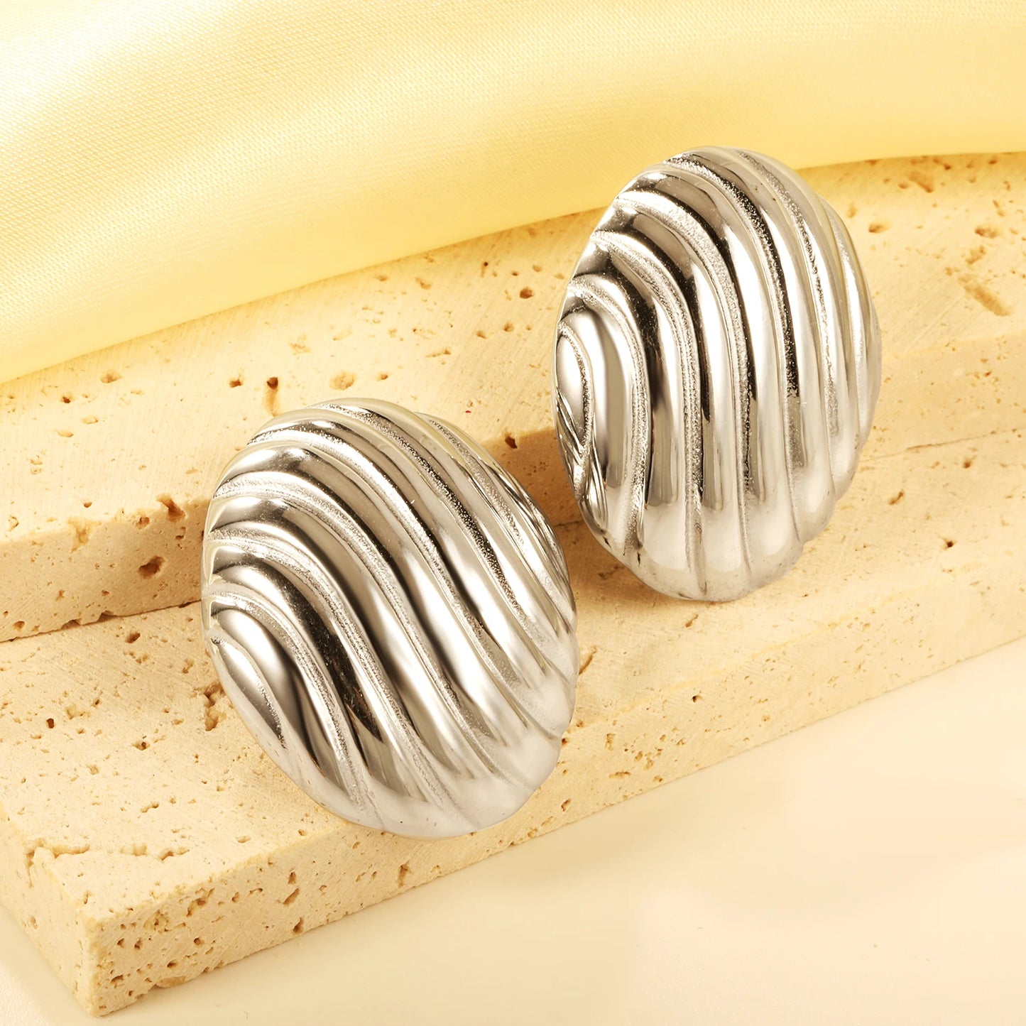Large Geometric Stud Earrings – 18K Gold-Plated Stainless Steel Round Piercing Earrings for Women