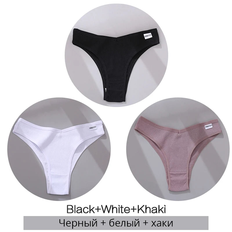 3-Pack Seamless Cotton Brief Panties – Breathable Low-Rise Underwear for Women (M–XL, 28 Color Sets)