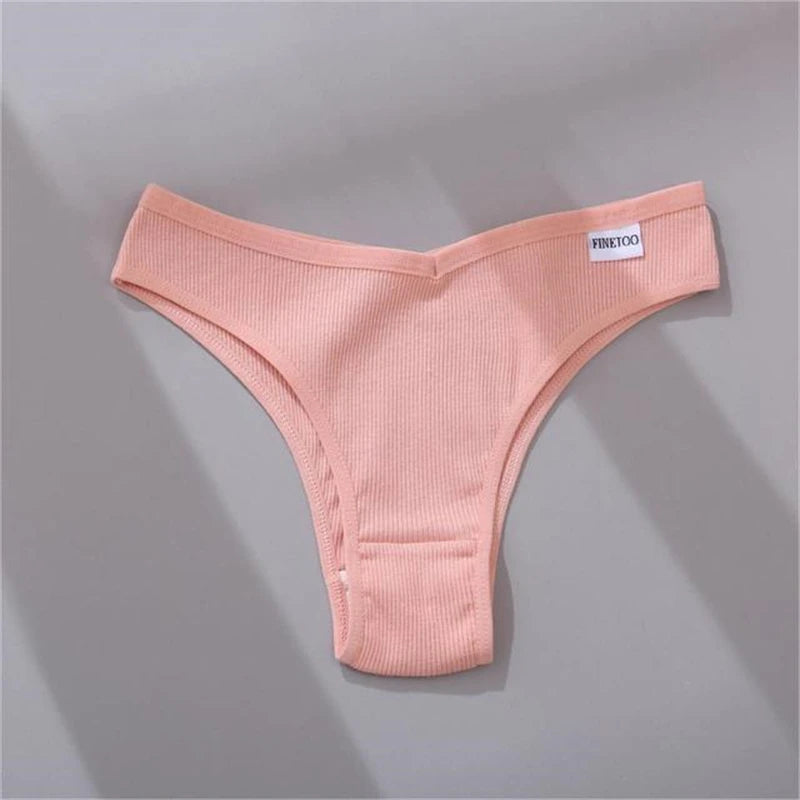 V-Waist Cotton Brazilian Brief Panties – Sexy Low-Rise Breathable Underwear for Women (M–XL, 9 Colors)