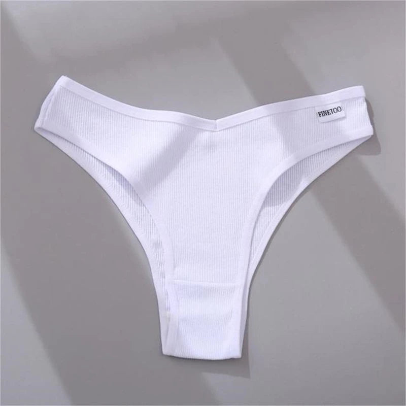 V-Waist Cotton Brazilian Brief Panties – Sexy Low-Rise Breathable Underwear for Women (M–XL, 9 Colors)
