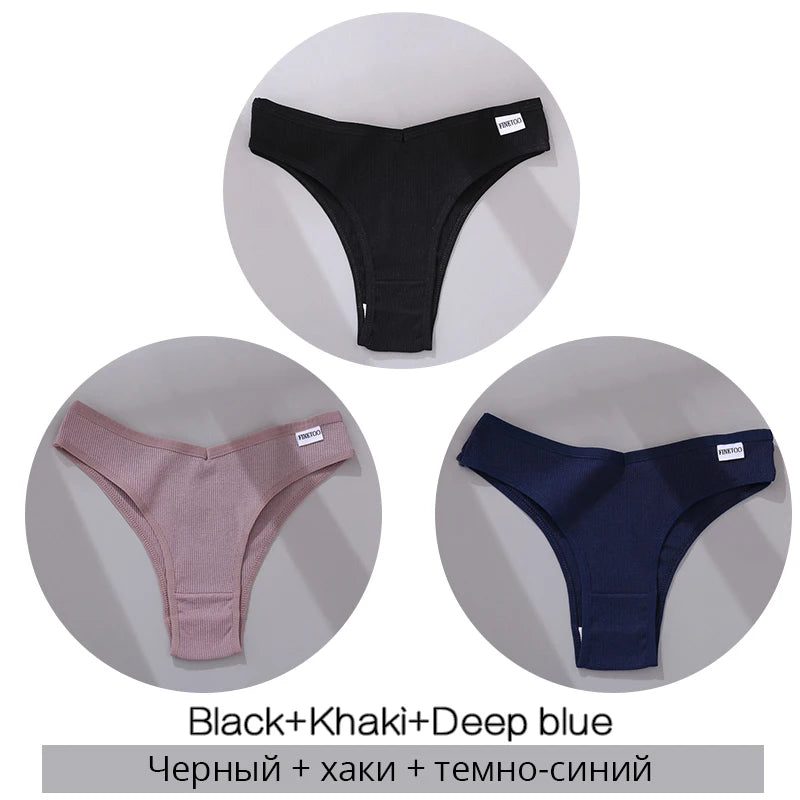 3-Pack Seamless Cotton Brief Panties – Breathable Low-Rise Underwear for Women (M–XL, 28 Color Sets)