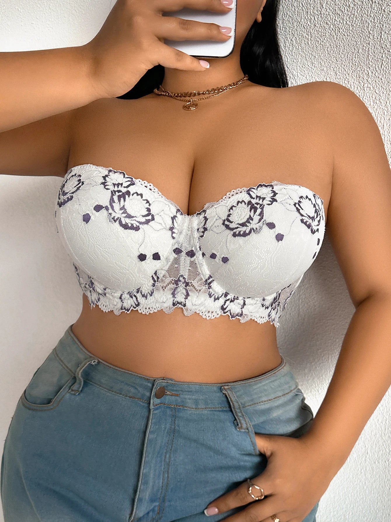 Plus Size Floral Embroidery Push-Up Bra — Wide Strap Underwire | Women's Bra
