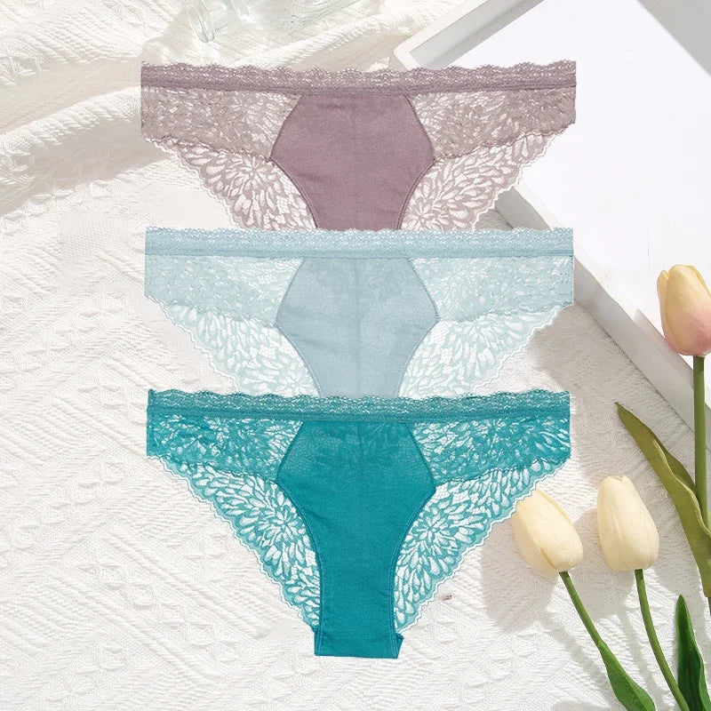 3-Pack Seamless Lace Hollow-Out Brief Panties – Soft Breathable Low-Rise Underwear for Women (S–XL, 20 Color Sets)