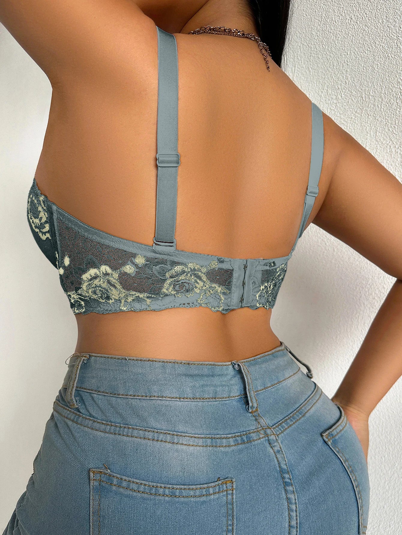 Plus Size Floral Embroidery Push-Up Bra — Wide Strap Underwire | Women's Bra