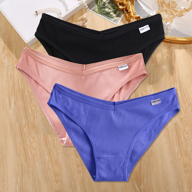 3-Pack Plus Size Cotton Brief Panties – Soft Low-Rise Everyday Underwear for Women (M–4XL, 18 Color Sets)