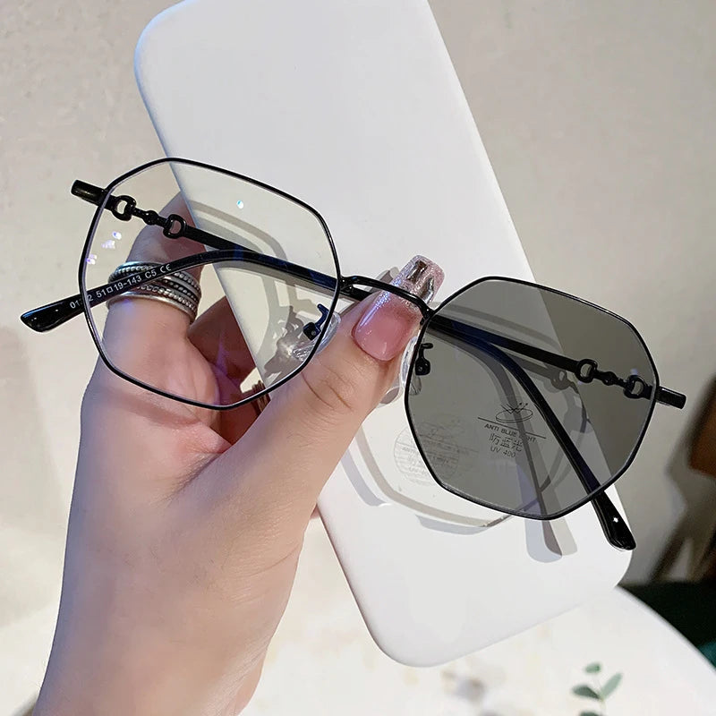 Photochromic Myopia Glasses | Rose Gold, Silver, Gold & Black