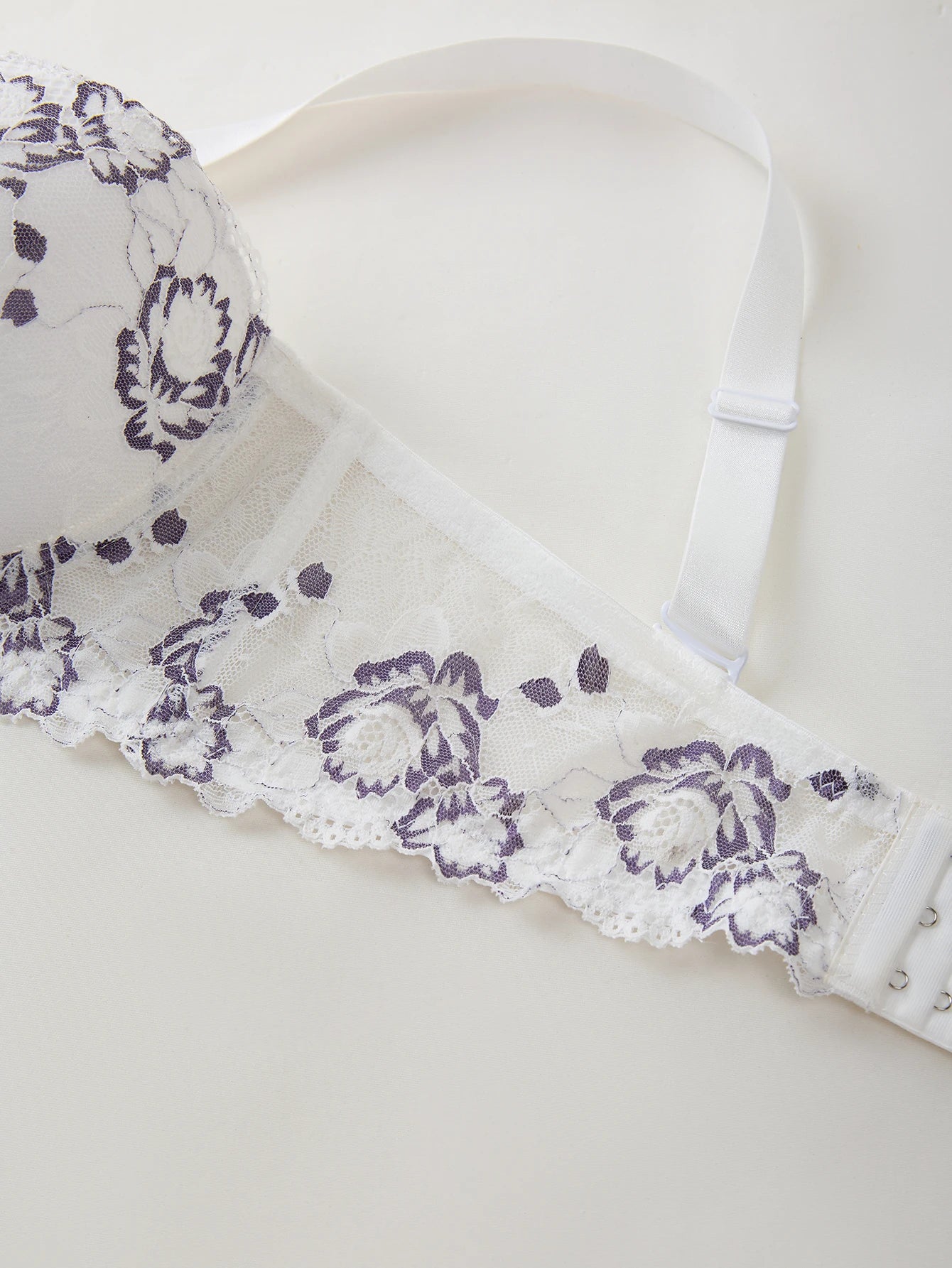 Plus Size Floral Embroidery Push-Up Bra — Wide Strap Underwire | Women's Bra