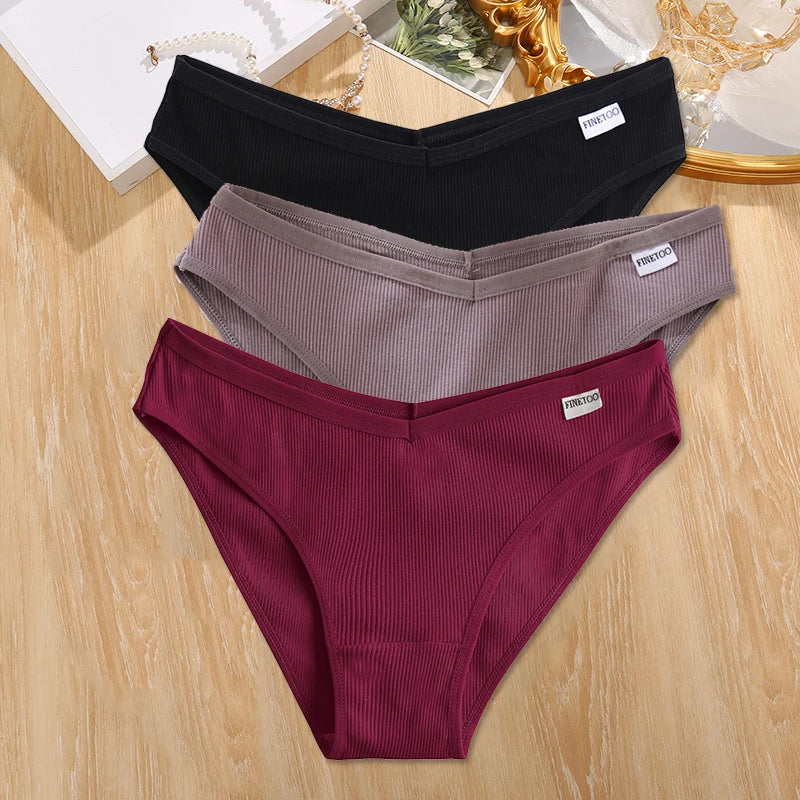 3-Pack Plus Size Cotton Brief Panties – Soft Low-Rise Everyday Underwear for Women (M–4XL, 18 Color Sets)