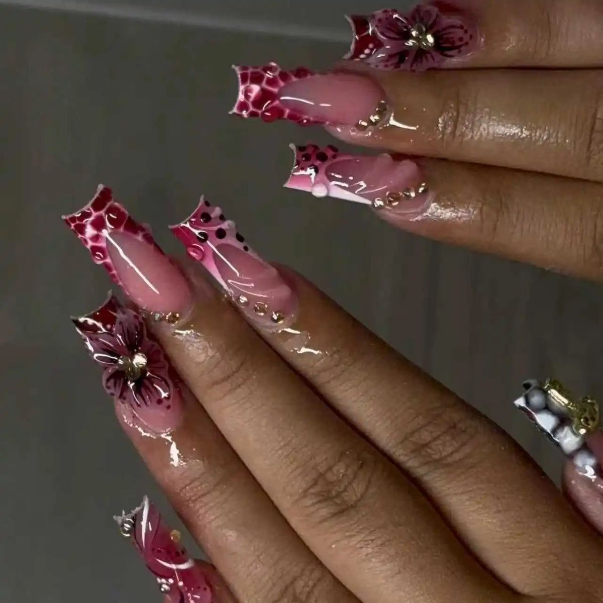 Medium Square Press-On Nails with Adhesive - Blush Pink Floral & French, 24 Pieces
