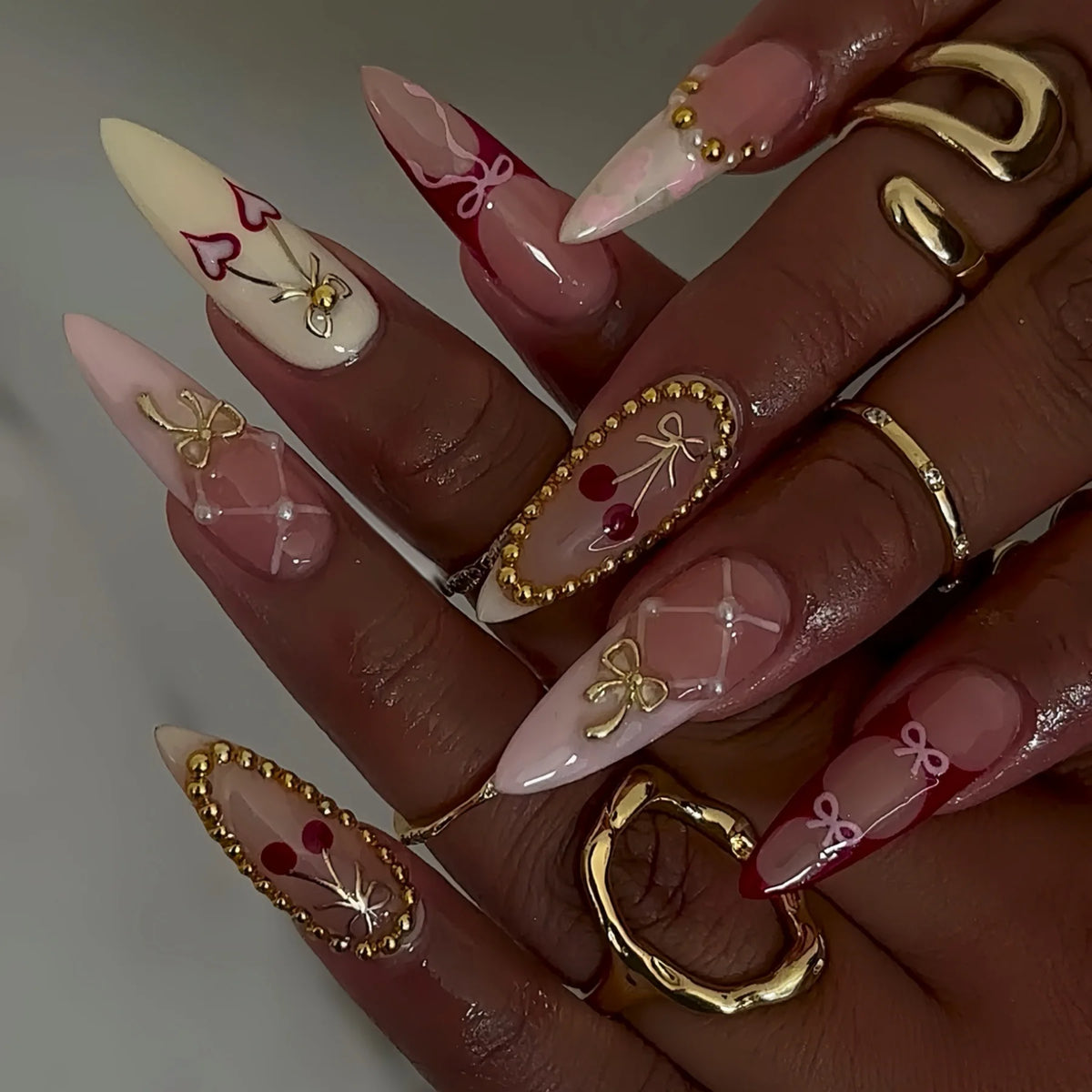 Short Almond Press-On Nails with Glue - Butterfly & Floral Glitter, 24 Pieces