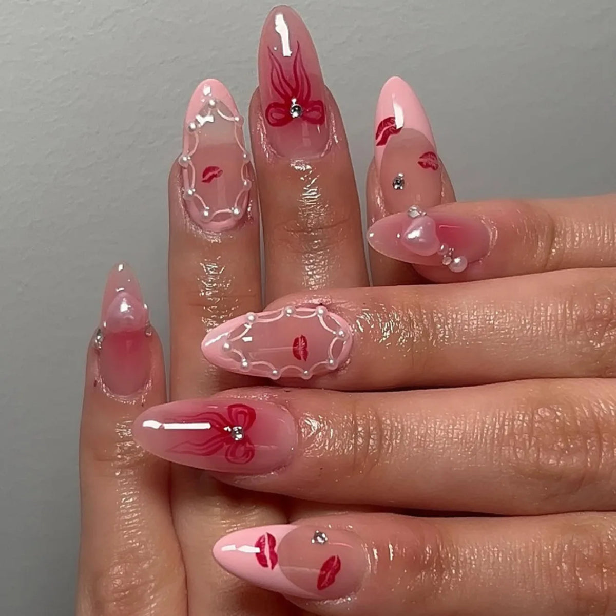 Pink Floral Press-On Nails – Almond Flower Designs, 24 Pieces