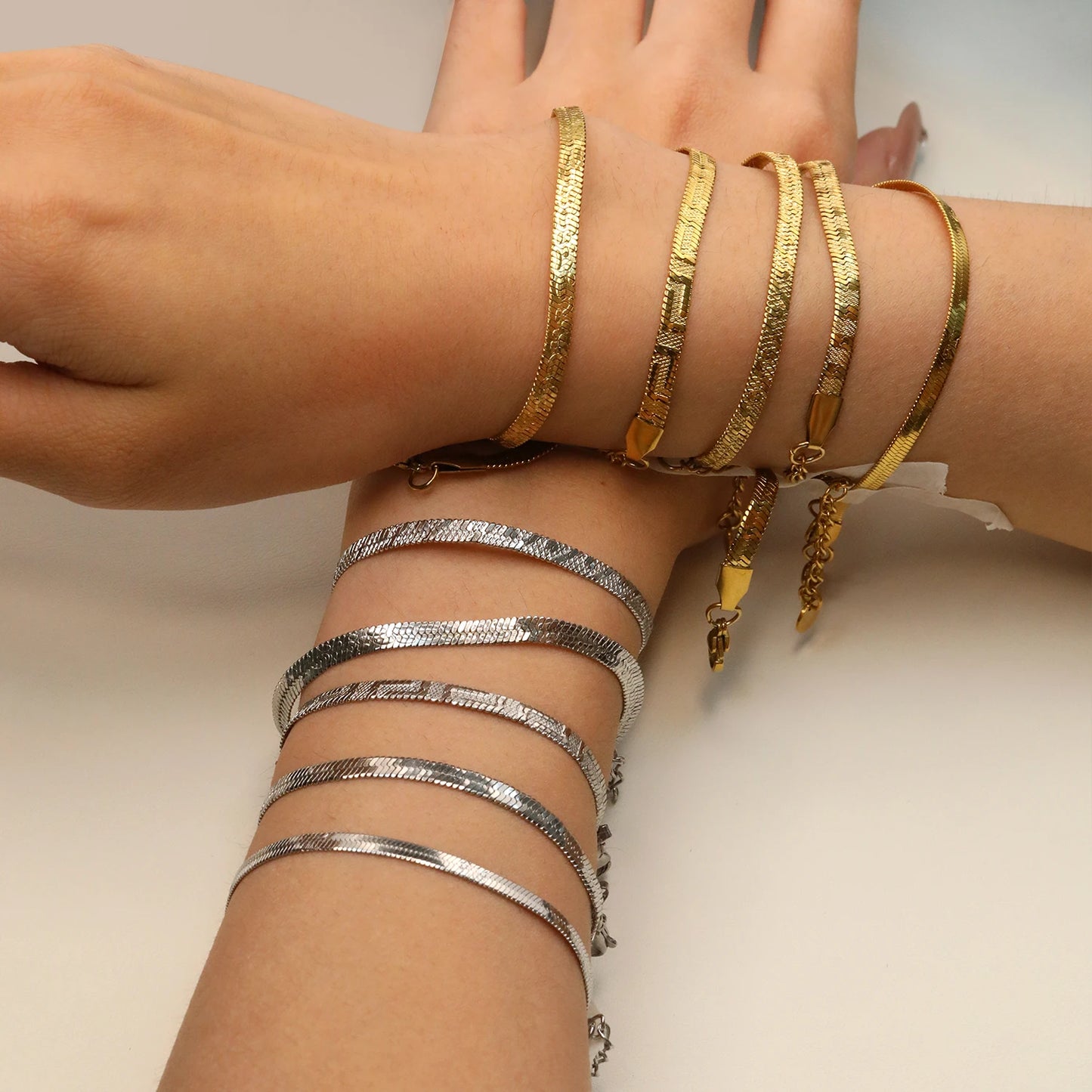 Blade Chain Bracelet – 18K Gold-Plated Snake Chain Stainless Steel Wrist Bracelet for Women