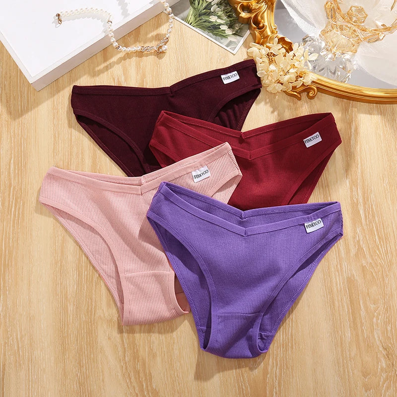 3-Pack Plus Size Cotton Brief Panties – Soft Low-Rise Everyday Underwear for Women (M–4XL, 18 Color Sets)