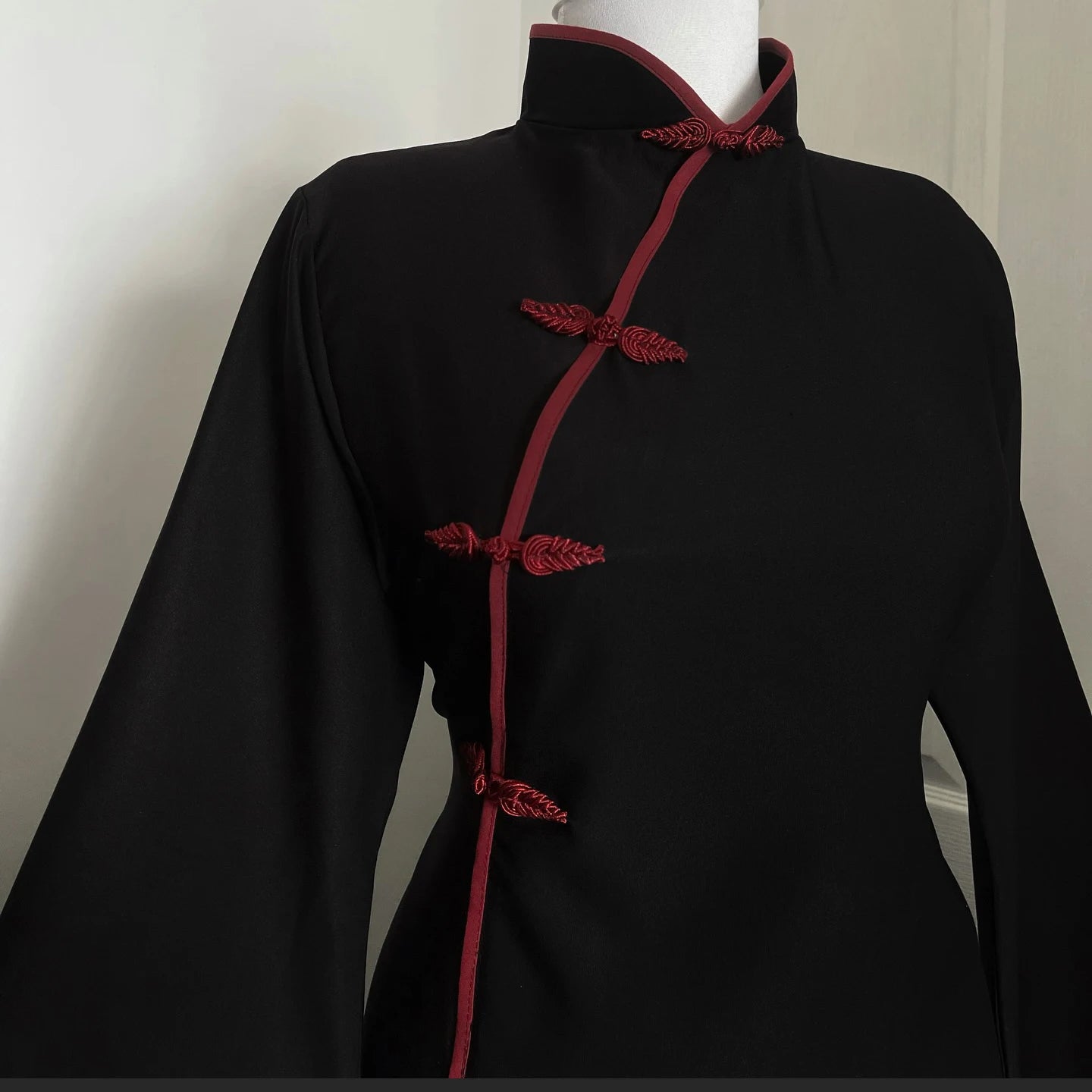2026 New KT Women's Black Qipao Style Maxi Dress, Red Trim Frog Buttons, Flared Sleeve Modest Abaya
