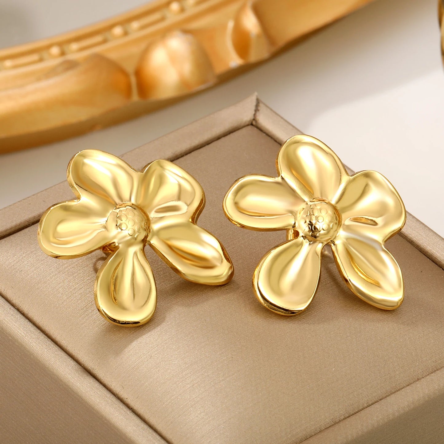 Fairy Flower Stud Earrings – 18K Gold-Plated Stainless Steel for Women