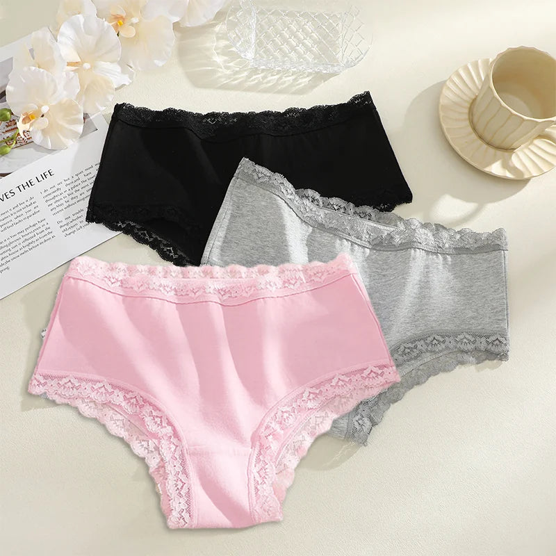 3-Pack Seamless Cotton Brief Panties – Breathable Low-Rise Underwear for Women (S–2XL, 8 Color Sets)