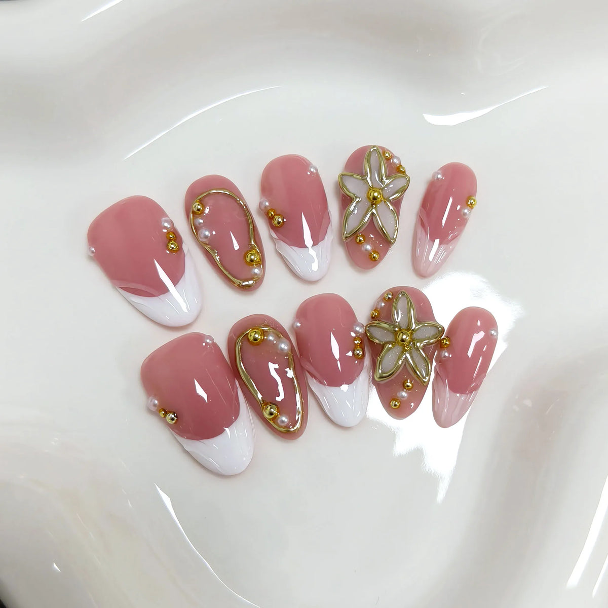 10pcs French Almond Press on Nails Flower False Nails Wearable Stick-on Nails Fake Nail Uñas Postizas Mujer Накладные Ногти 네일팁