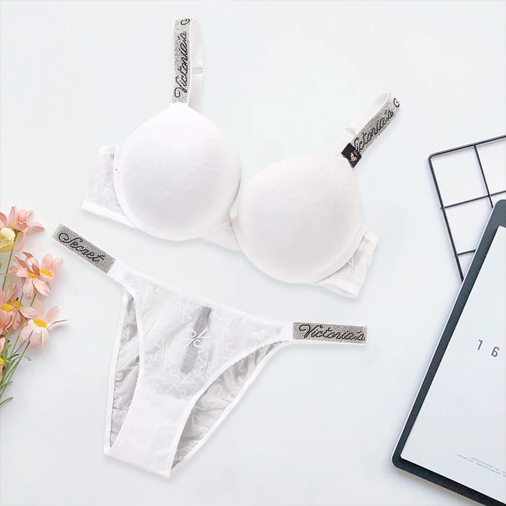 Women's Sporty Padded Adjustable Push-Up Bra & Panty Set – Seamless Everyday Lingerie