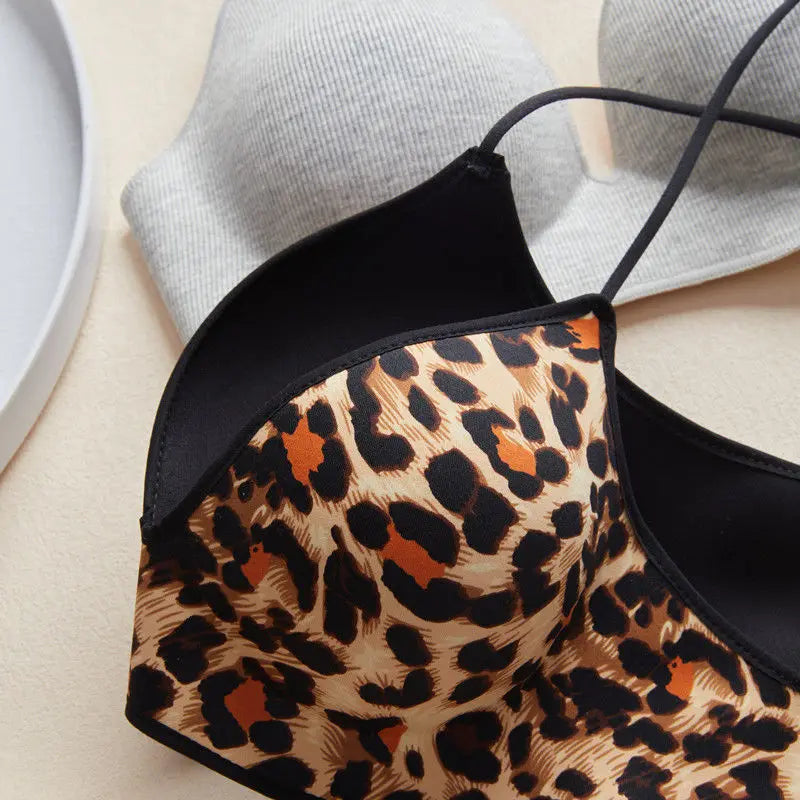 Women's Wireless Push Up Bra – Seamless No Side Fat, Invisible Back