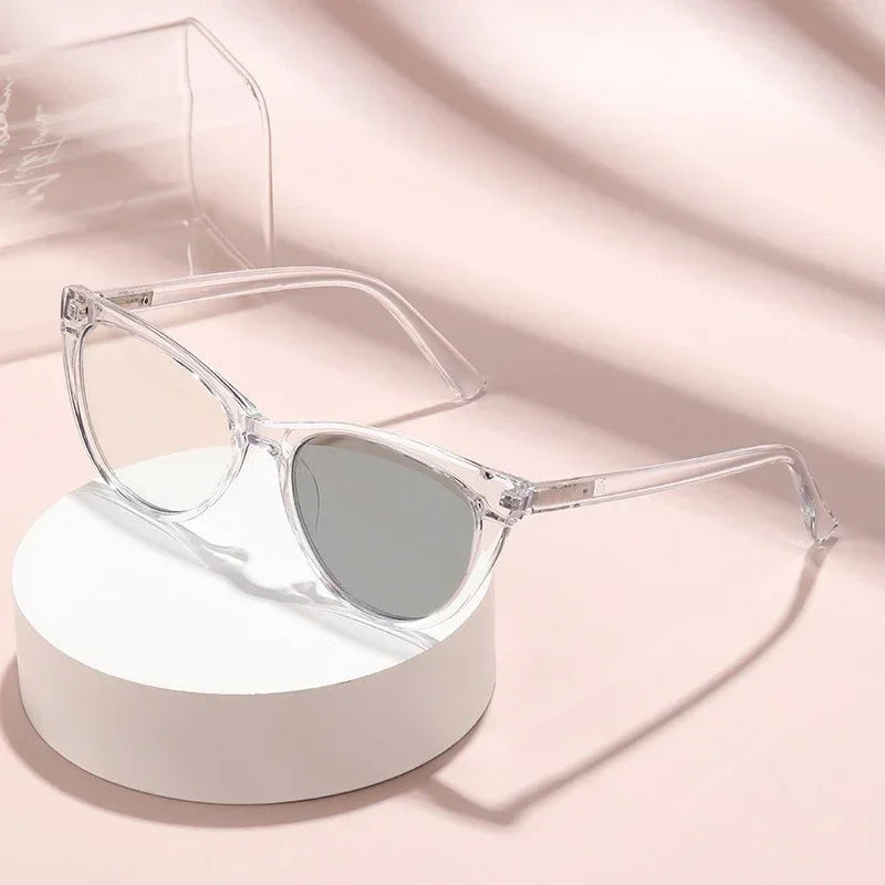 Women's Cat Eye Photochromic Glasses | Myopia Options