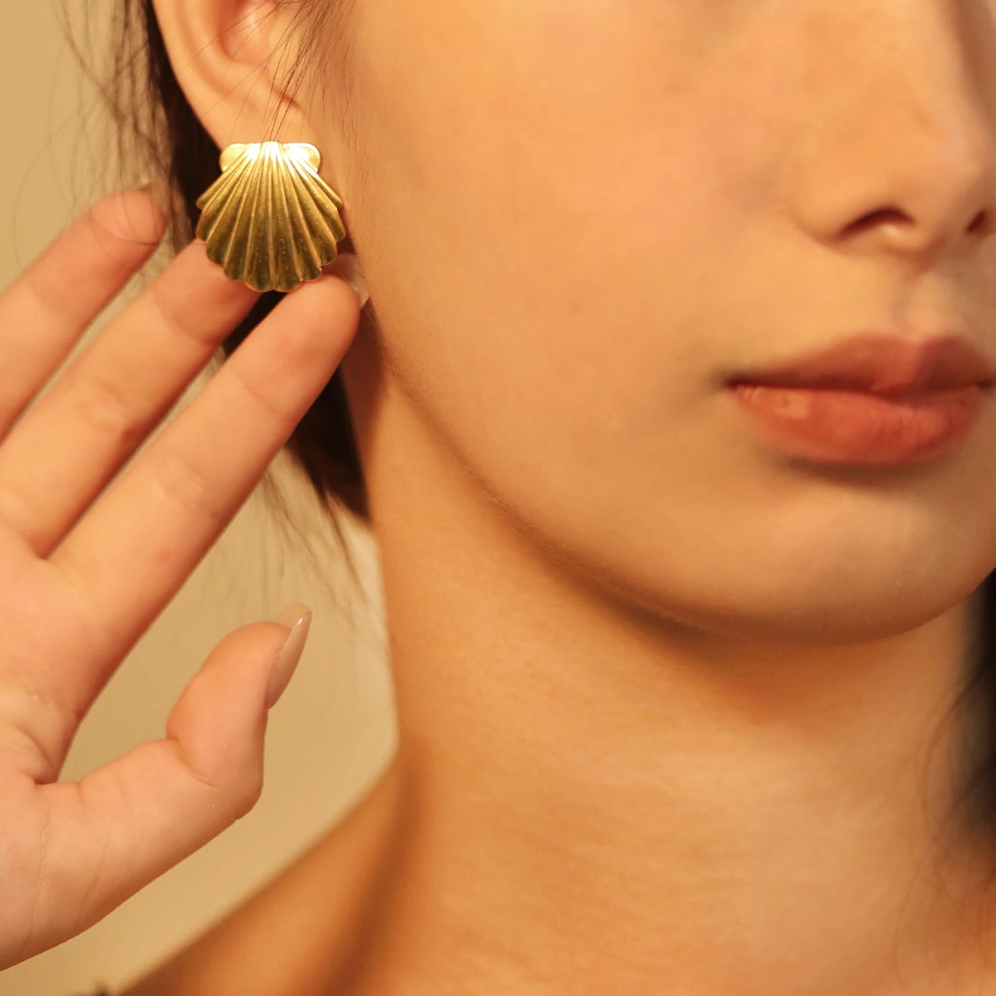 Shell Jewelry Set – 18K Gold-Plated Stainless Steel Necklace, Earrings & Bracelet for Women