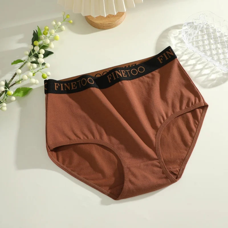 6-Pack Seamless Cotton Brief Panties – Breathable Low-Rise Underwear for Women (S–2XL, 10 Color Sets)