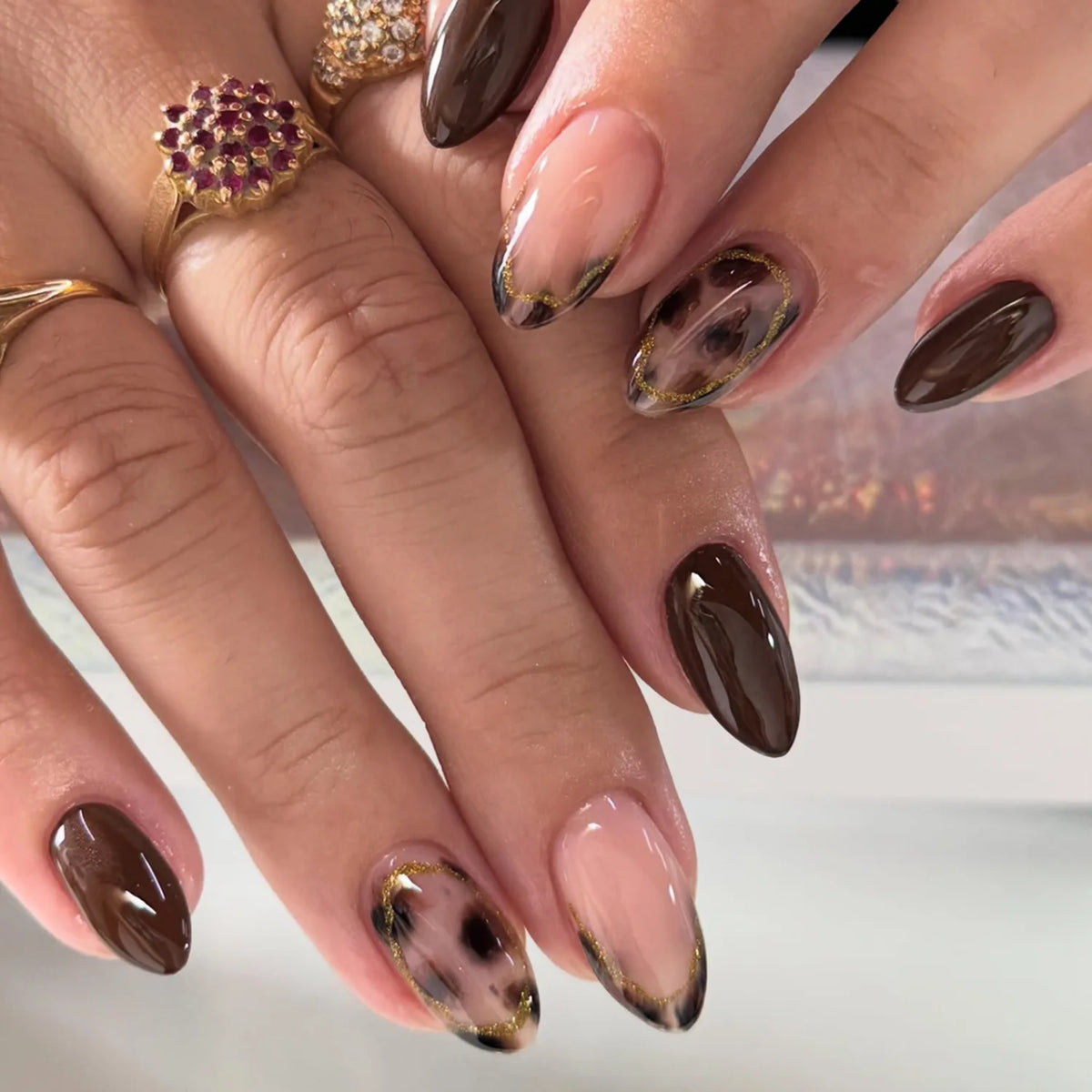 Short Blush Pink Press-On Nails with Glue – Oval Designs, 24 Pieces