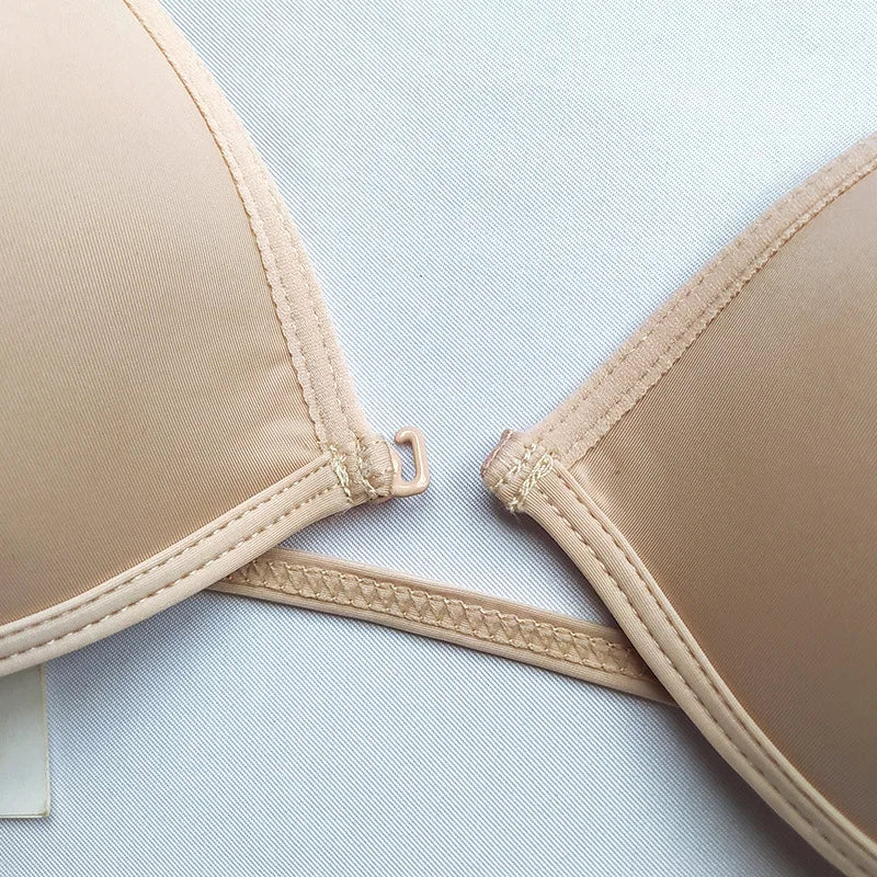 Triangle Cup Front-Closure Bralette — Seamless Wire-Free Cross-Back Bra