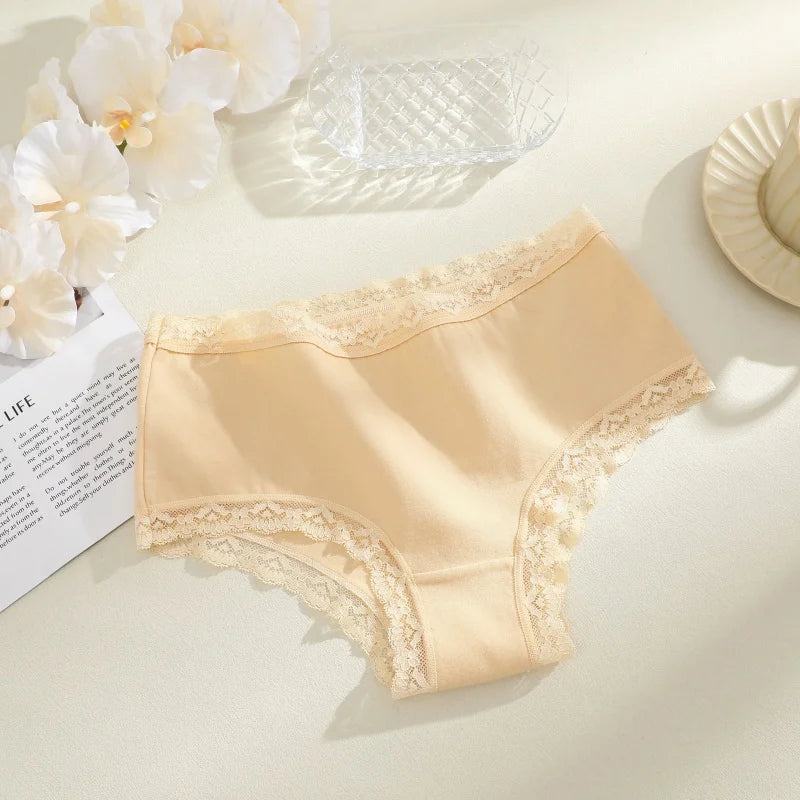 3-Pack Seamless Cotton Brief Panties – Breathable Low-Rise Underwear for Women (S–2XL, 8 Color Sets)