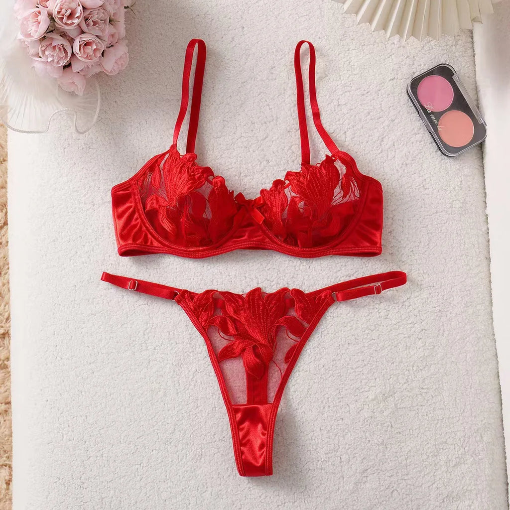 سراويل داخلية دانتيل باسم مخصص | حروف كريستالية ذهبية وفضية | هدية سراويل داخلية مخصصة للزوجة المثيرة