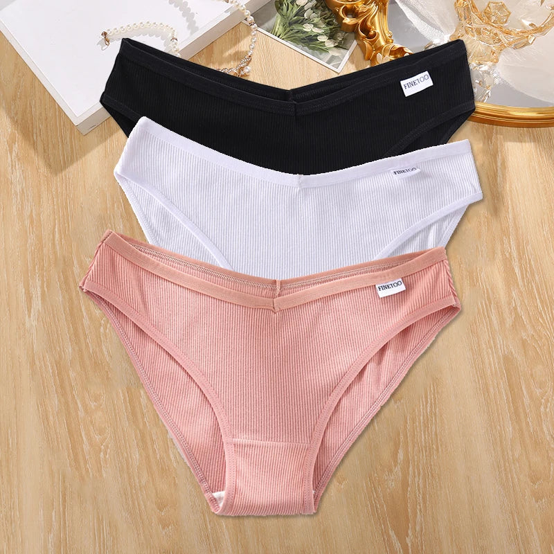 3-Pack Plus Size Cotton Brief Panties – Soft Low-Rise Everyday Underwear for Women (M–4XL, 18 Color Sets)