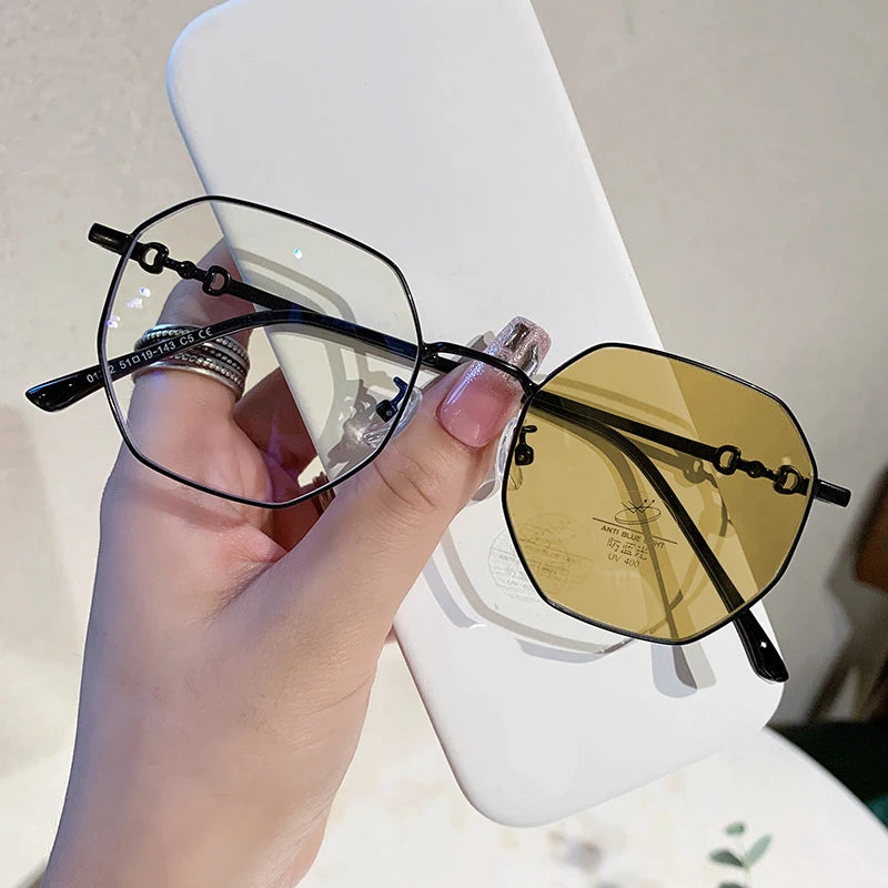 Photochromic Myopia Glasses | Rose Gold, Silver, Gold & Black