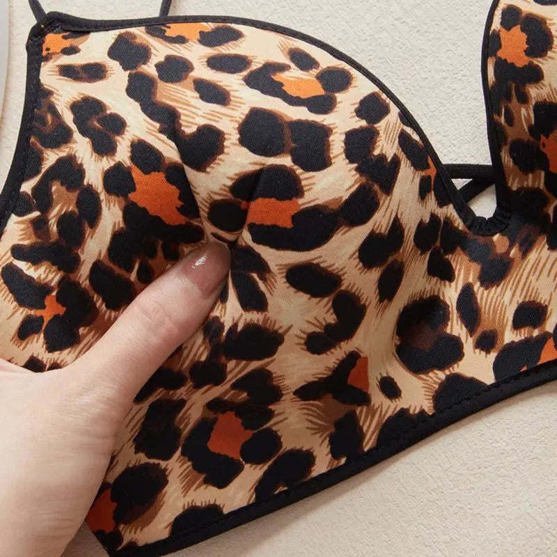 Women's Wireless Push Up Bra – Seamless No Side Fat, Invisible Back