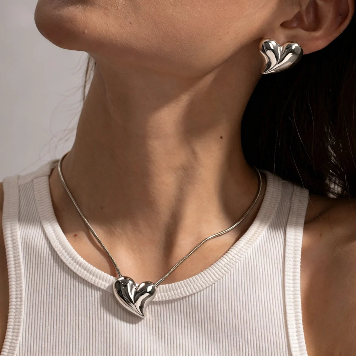 Cubic Heart Jewelry Set – 18K Gold-Plated Stainless Steel Necklace & Bracelet for Women