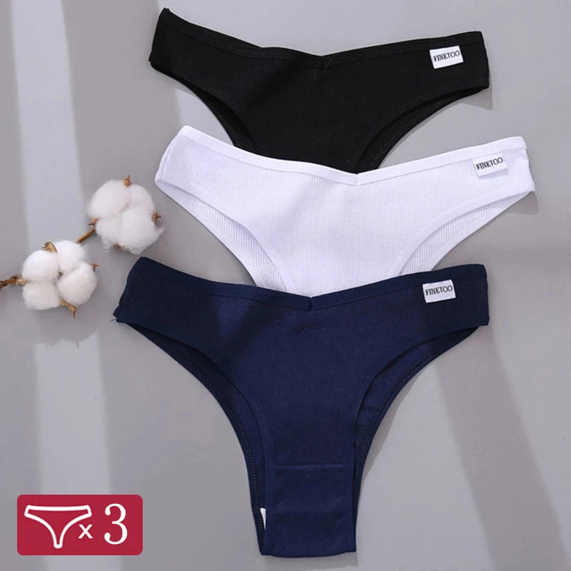 3-Pack Seamless Cotton Brief Panties – Breathable Low-Rise Underwear for Women (M–XL, 28 Color Sets)