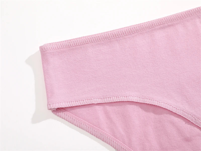 3-Pack Cotton Low-Rise Briefs – Breathable Lace-Trim Underwear for Women (S–XL, 20 Color Sets)