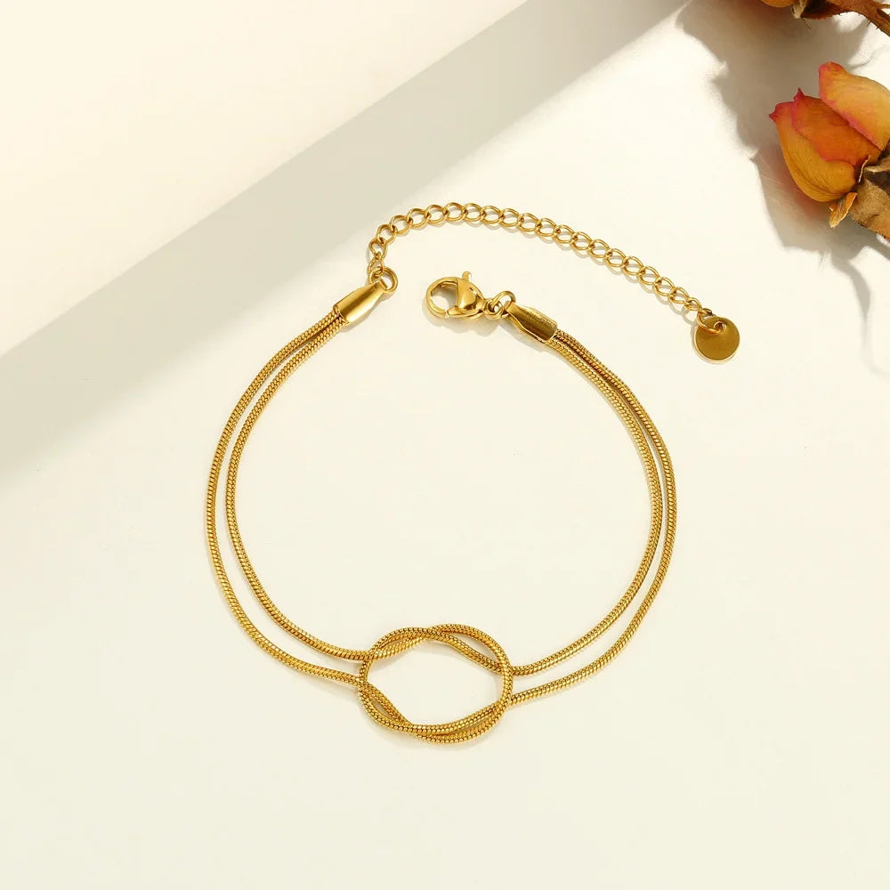 Cubic Heart Charm Bracelet – 18K Gold-Plated Stainless Steel Snake Chain for Women & Men