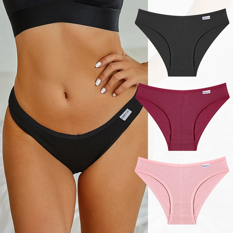 3-Pack Plus Size Cotton Brief Panties – Soft Breathable Low-Rise Underwear for Women (M–4XL, 11 Color Sets)