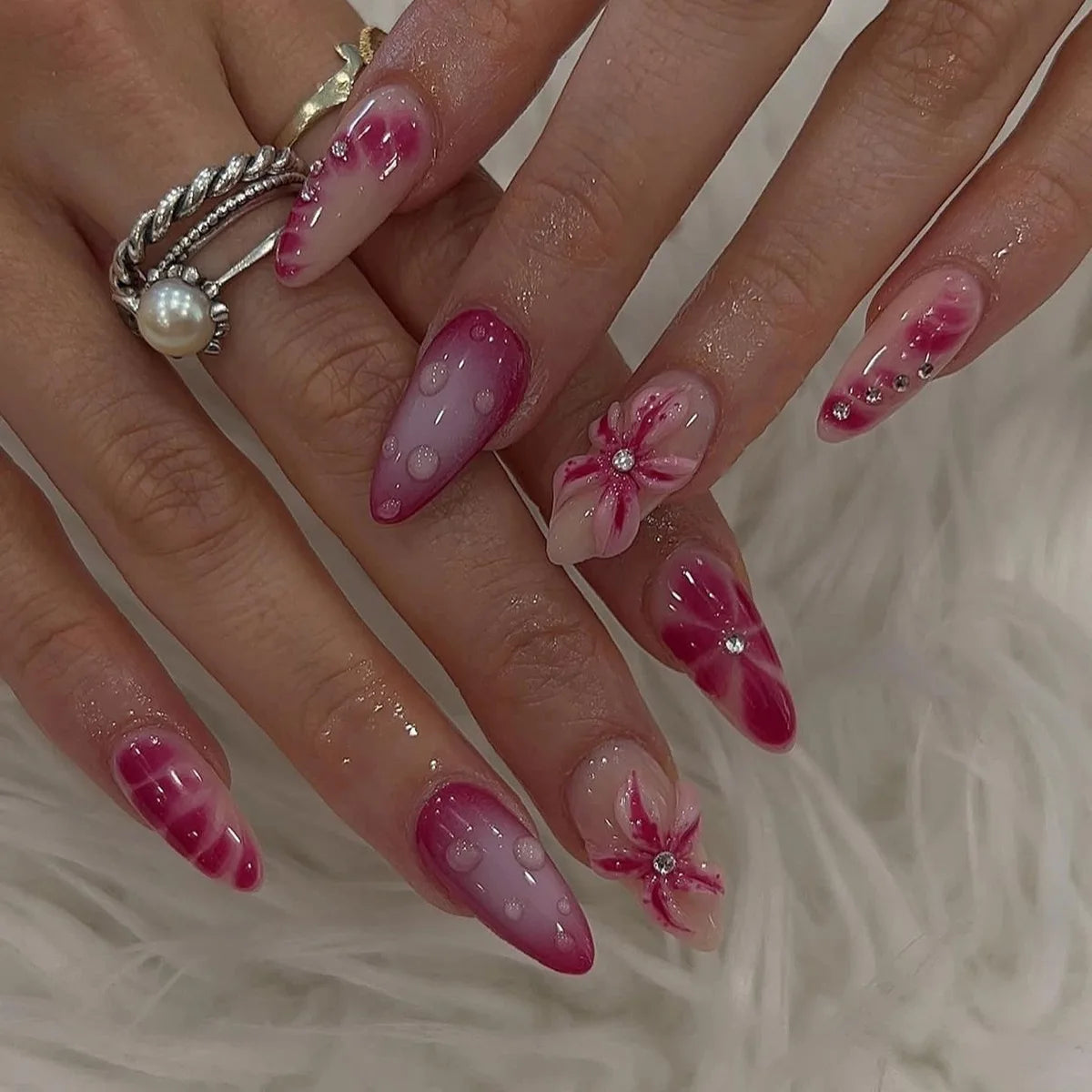 Medium Almond Cat Eye Press-On Nails - Glitter & Gold-Tone Designs, 24 Pieces