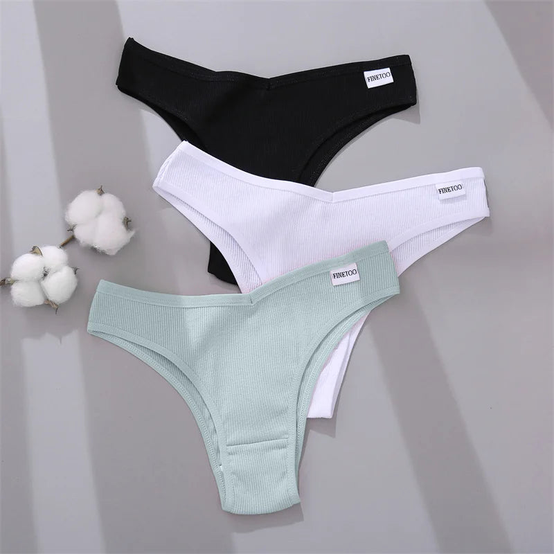 4-Pack Cotton Brazilian Panties – Low-Rise Solid Color Underwear for Women (M–XL, 14 Color Sets)