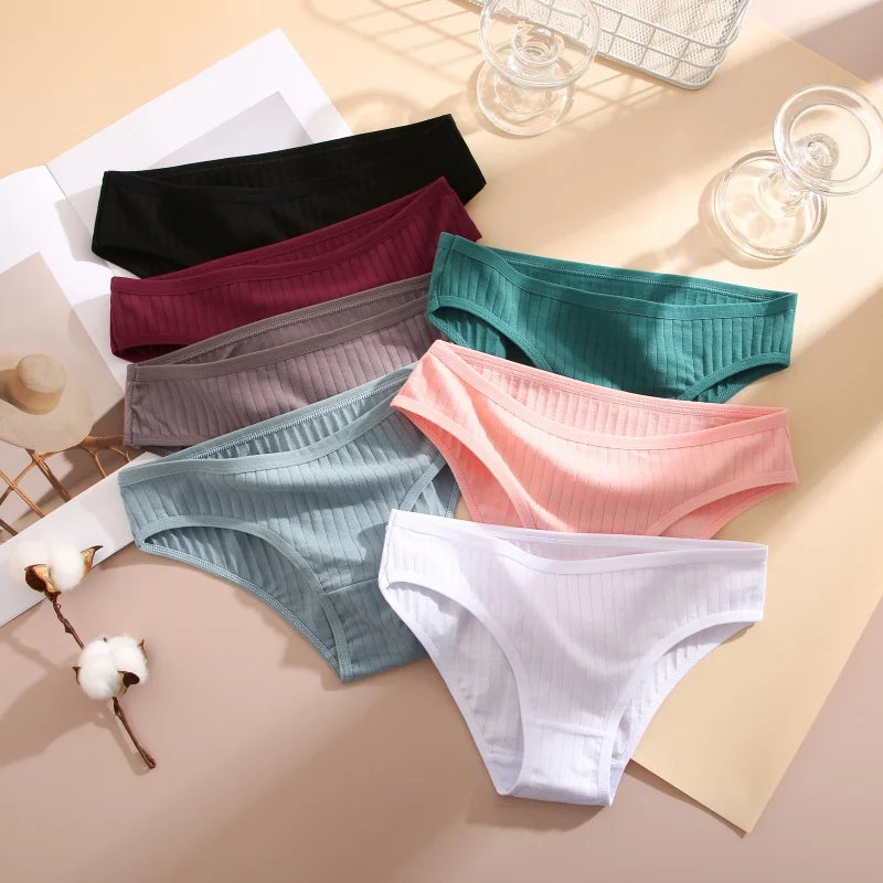 5-Pack Cotton Striped & Solid Brief Panties – Breathable Low-Rise Underwear for Women (M–XL, 12 Color Sets)