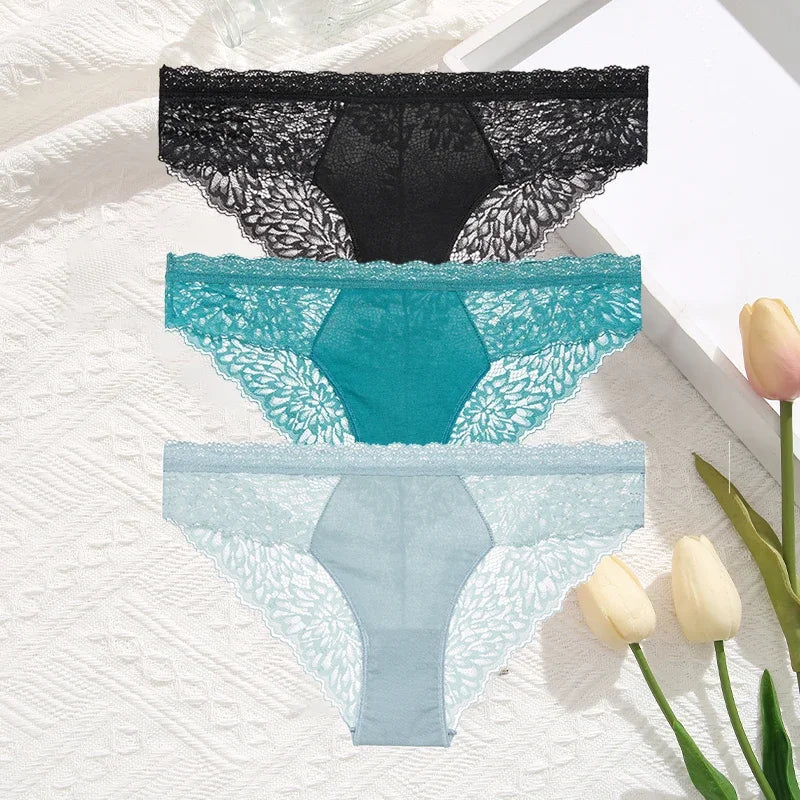 3-Pack Seamless Lace Hollow-Out Brief Panties – Soft Breathable Low-Rise Underwear for Women (S–XL, 20 Color Sets)