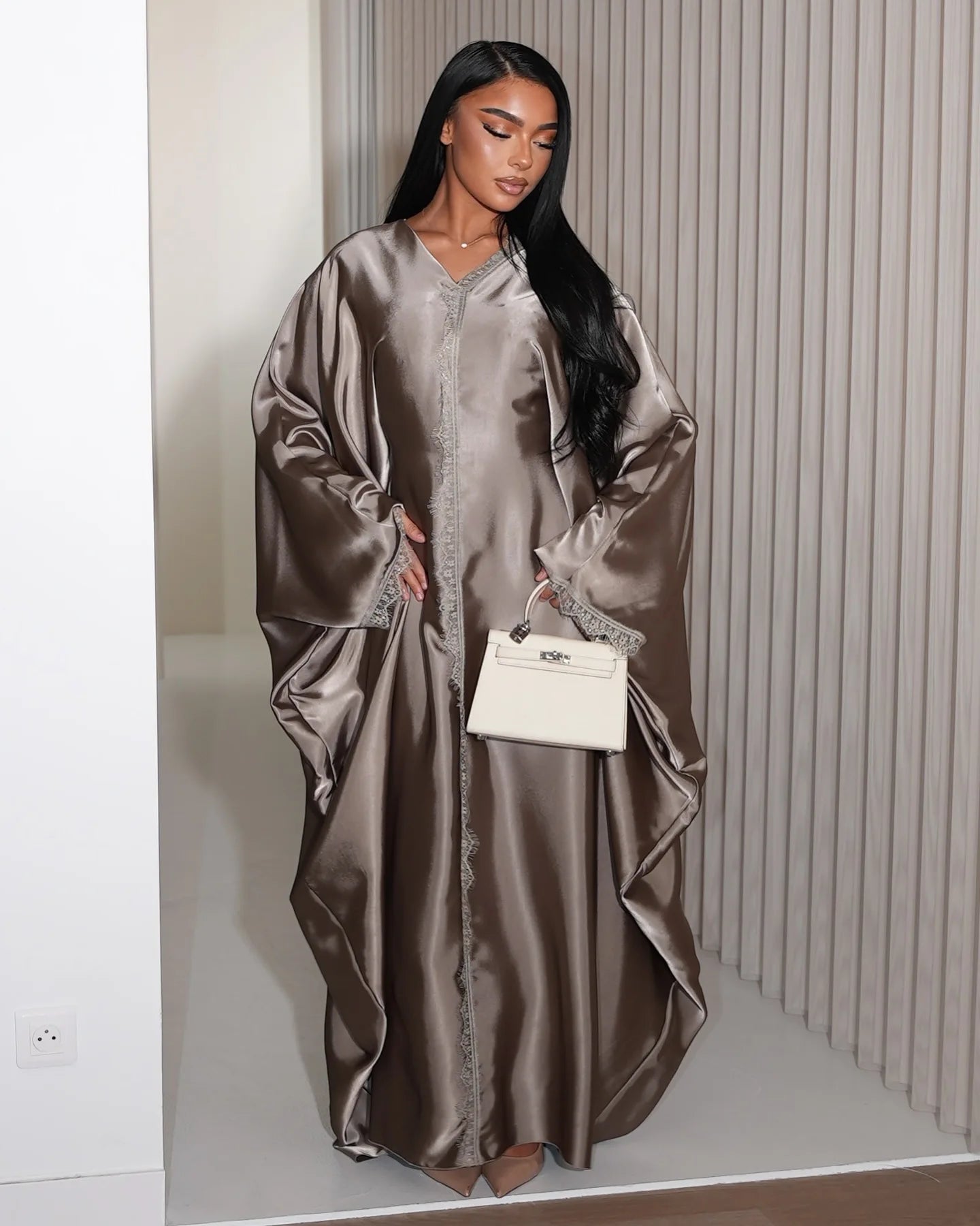 2026 New Luxury Dubai Abaya for Women V-Neck Loose Fit Long Sleeve Open Front Flowy Modest Dress Muslim Abaya with Free Shipping