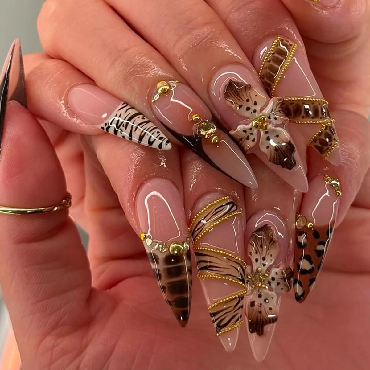 French Almond Press-On Nails – Leopard Print & 3D Bow Designs, 24 Pieces