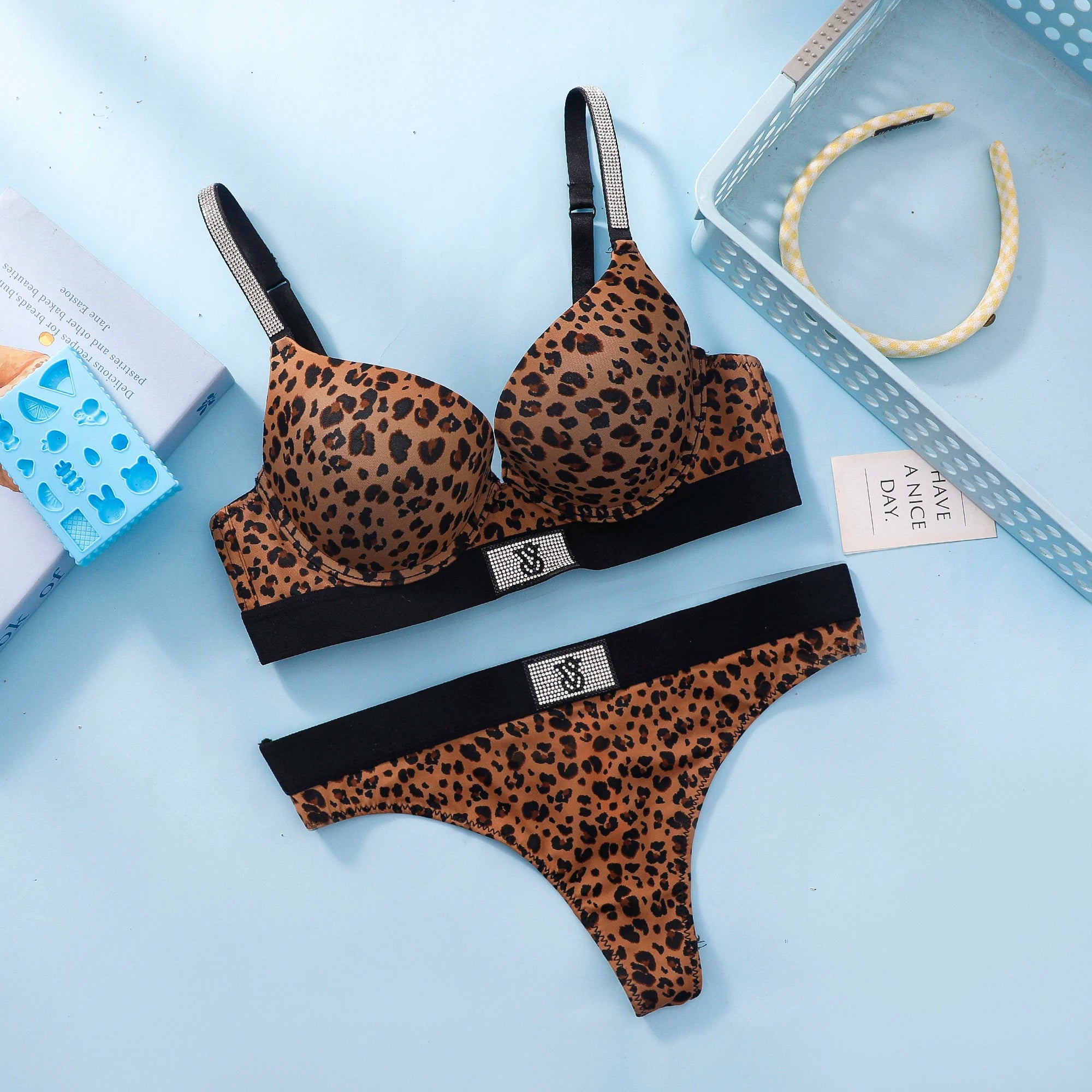 Women's Wireless Lace Bra & Panty Set – Comfortable Everyday Lingerie