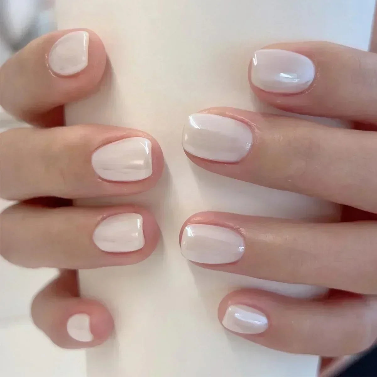 Short Square Cat Eye Press-On Nails with Glue - 24-Piece Set
