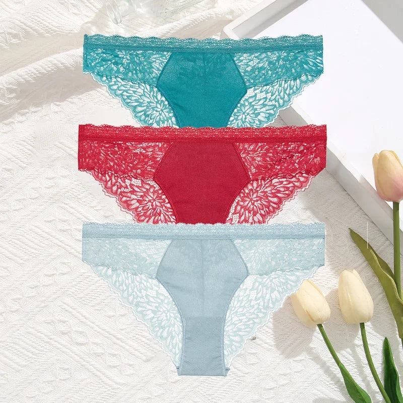 3-Pack Seamless Lace Hollow-Out Brief Panties – Soft Breathable Low-Rise Underwear for Women (S–XL, 20 Color Sets)