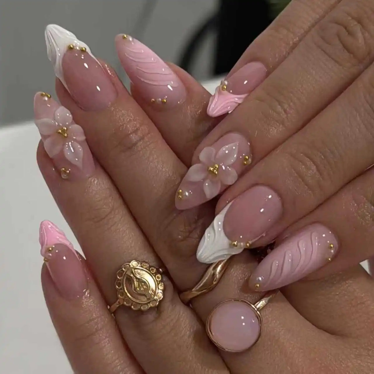 Medium Almond Cat Eye Press-On Nails - Glitter & Gold-Tone Designs, 24 Pieces